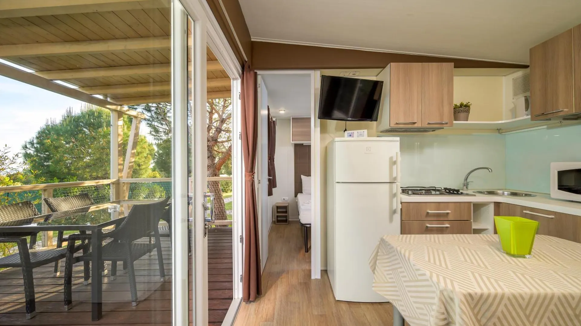 Mobile Homes Peskera Banjole 4*,  Kroatien