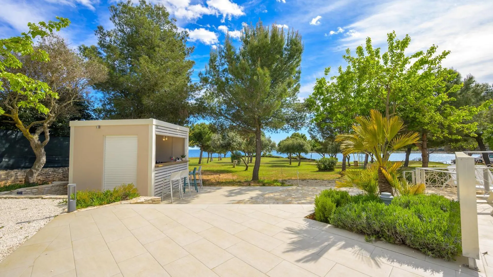 Mobile Homes Peskera Banjole 4*,  Kroatien